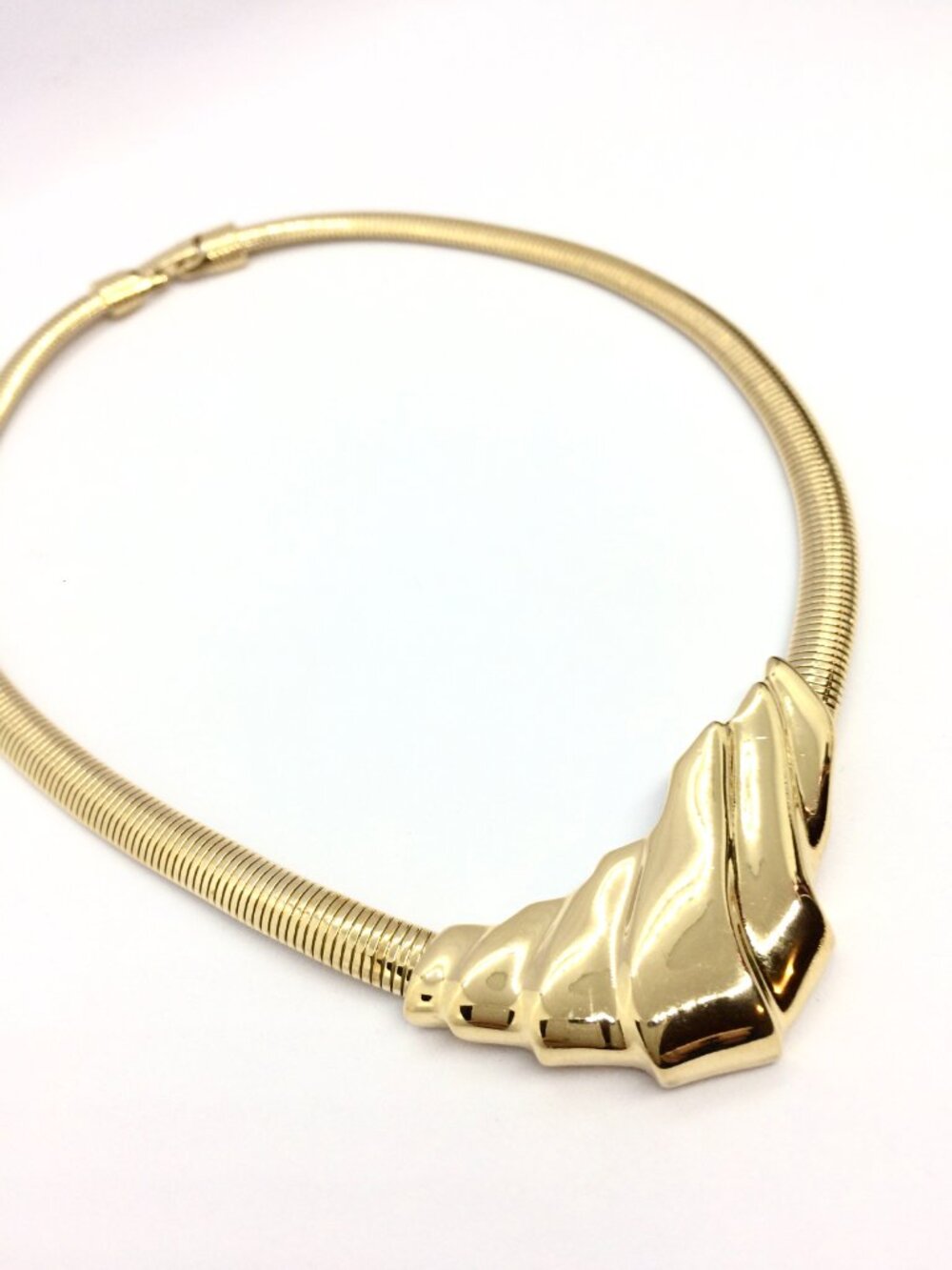VINTAGE TRIFARI NECKLACE Gold Tone Snake Chain Modernist Sculptural Bib Collar - Picture 7 of 15